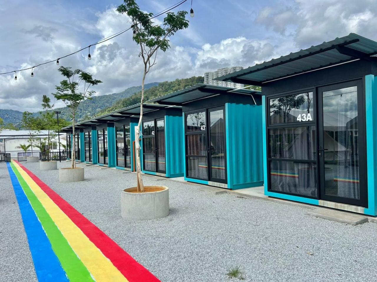 The Cozytainer Hotel Taiping Exterior photo