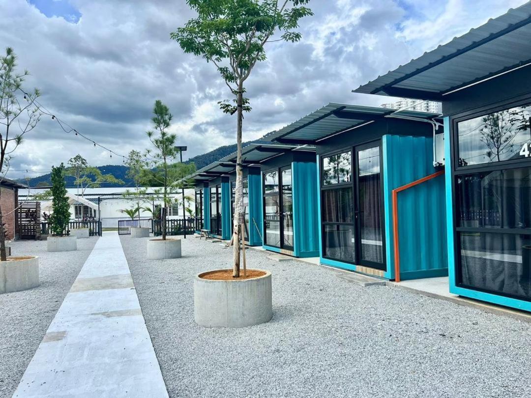 The Cozytainer Hotel Taiping Exterior photo